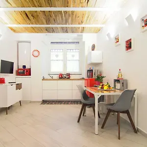 Apartment Corno Napoletano Free Parking For Small Cars Only, Naples