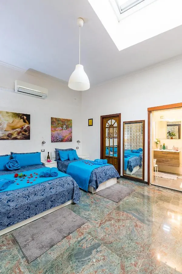 Museo Filangieri Suite Naples Apartment